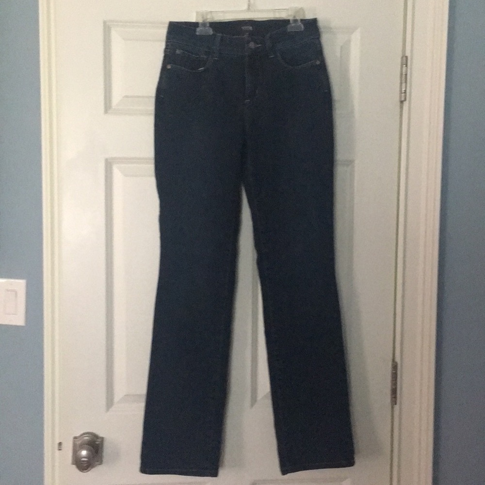 Women’s jeans